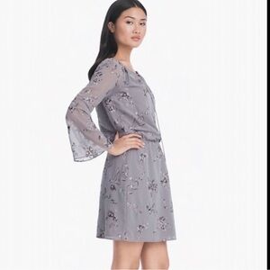 NWT. White House Black Market Floral
Embroidered Blouson Dress Dark
Crystal Gray